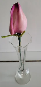PINK PORCELAIN ROSE BUD WITH 3 LEAVES AND A LONG GREEN STEM 18 INCHES LONG - Picture 1 of 7