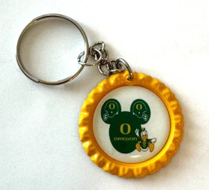 Beautiful Oregon Ducks inspired keychain. - Picture 1 of 1