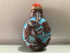 Collect China coloured glaze hand squirrel eat gourd pattern snuff bottle - Bild 1 von 9