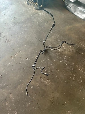 Mangueras de tubo de gas combustible motor 03-06 Mercedes Benz R230 SL600 SL500 SL55 Foto 1 de 4