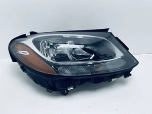2015-2018 MERCEDES-BENZ C-CLASS C300 RIGHT PASSENGER SIDE HEADLIGHT HALOGEN OEM - Picture 1 of 11