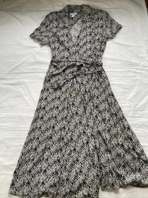 Wrap Dress Vintage Ultra Dress Black and Tan Cotton Patterned Full Skirt 16 - Image 1 of 3