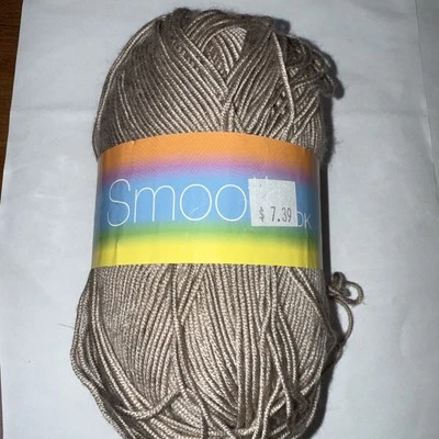 King Cole acrylic yarn - SMOOTH DK - #882 Beige - 100g, 236yd, 216m - Image 1 of 4