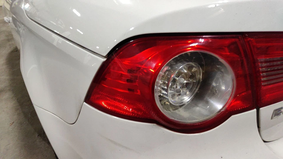 2007-2011 Volkswagen Eos Convertible LH Driver Outer Taillight Lamp OEM - Image 1 of 1