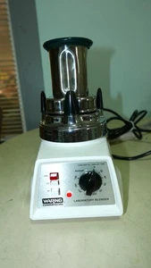 Frullatore da laboratorio commerciale Pristine Waring 7010HB HGBTWTS3 + SS Mix vaso 1 - Foto 1 di 10