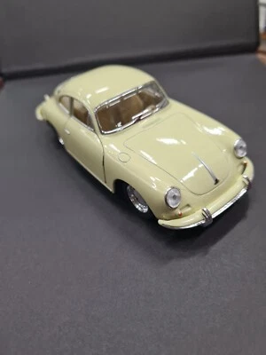 Porsche 356 B Carrera 2 Giallo Kinsmart Auto Giocattolo Modello 1/32 Scala - Immagine 1 di 2