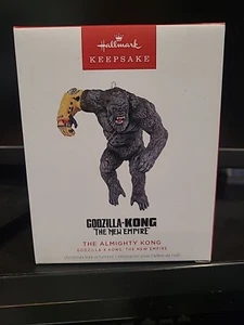 Nuevo en caja 2024 Hallmark Keepsake THE ALMIGHTY KONG Godzilla x Kong adorno de Navidad - Imagen 1 de 7