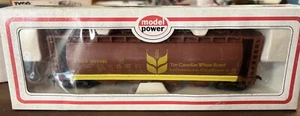 HO Model Power 9501 Canadian Wheat Board 51’ Cylindrical Hopper - Picture 1 of 5
