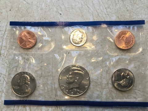1994 US Mint Uncirculated 5 coin D Roosevelt Dime 50 Cent JFK Cover