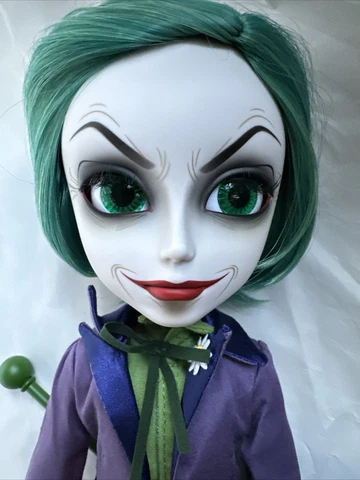 Pullip Taeyang DC Comics BATMAN THE DARK KNIGHT JOKER DRESSED DOLL FIGURE #T-264 Cover