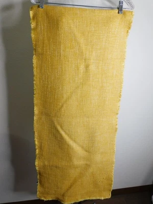 Corredor de mesa texturizado amarillo mostaza Rachel Ashwell The Farmhouse 16x74" Foto 1 de 4