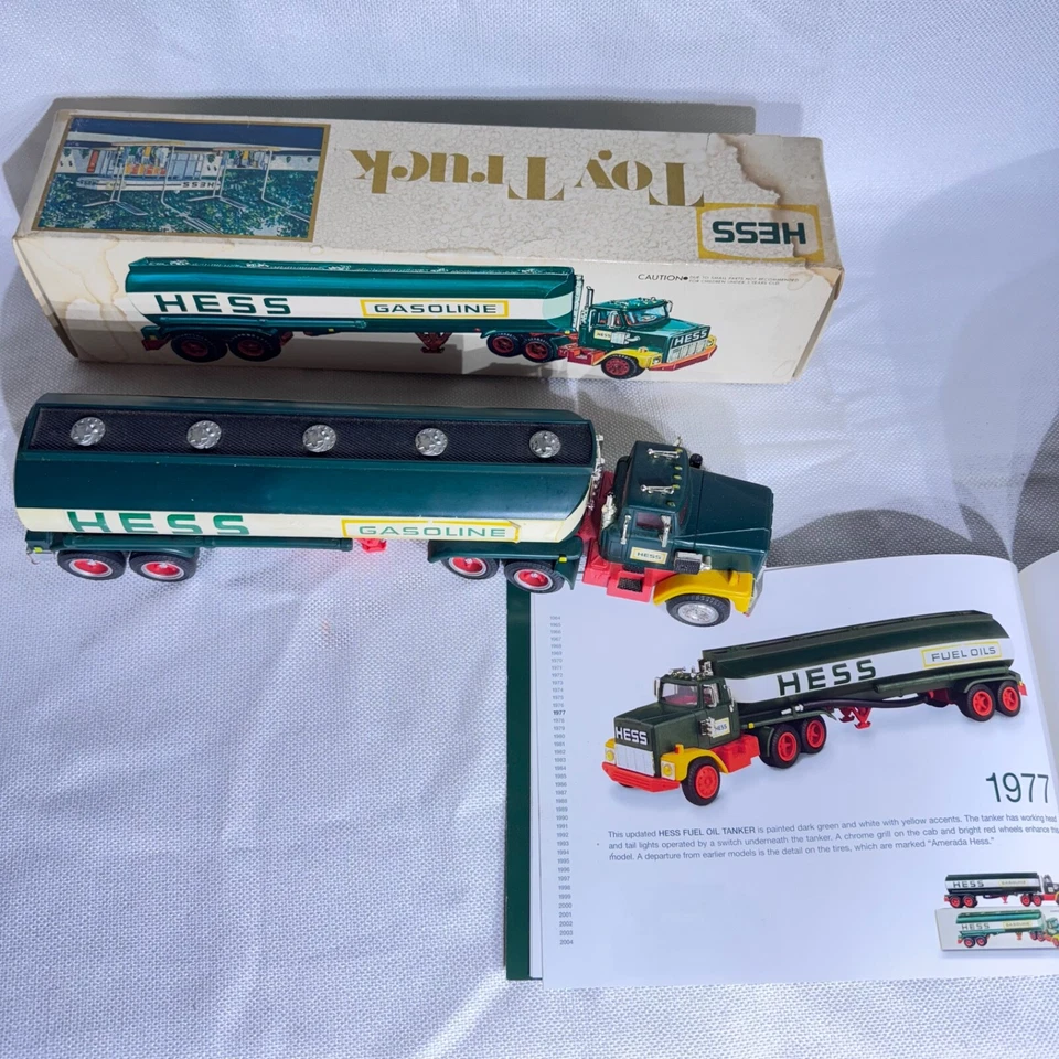 Camión cisterna Hess 1977 - varios disponibles - estado variable Foto 1 de 1