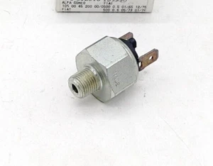 BULBO INTERRUTTORE POMPA FRENI STOP ADATTO PER FIAT 500 N D F L EPOCA - Foto 1 di 1