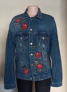 Zara Woman Love Roses Embroidered Distressed Oversized Jeansjacke Size Small - Bild 1 von 13