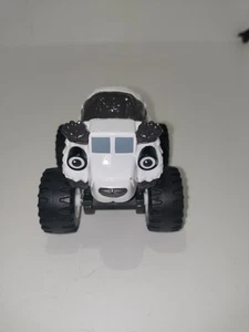 Camion giocattolo Blaze and The Monster Machines Panda Bear DieCast Mattel 2014 - Foto 1 di 6