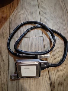 New Nitrogen Oxide Sensor Fit for 8982465063 Isuzu NPR NQR 4HK1 4JJ1 Engines - Foto 1 di 5