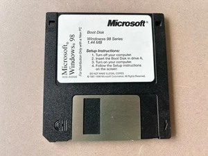 Windows 98 Boot Disk (1.44MB) X03-66930 - Picture 1 of 1