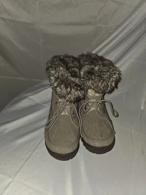Bearpaw Women's Becka Boots Waterproof Size 9 US Leather Winter Boots 1934W - Image 1 of 4