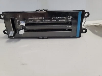 Oldsmobile Cutlass 1981 unidad de control de temperatura Foto 1 de 4