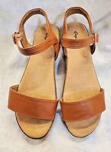 Damen-Sandalen Größe 8 Saddle hellbraun Knöchelriemen qupid Lagenlook Holzoptik Keilabsatz Wildleder - Bild 1 von 6