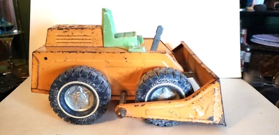 Vintage Nylint Pressed Steel Bulldozer Tractor Toy Yellow Green 9" Made in USA - Image 1 of 4