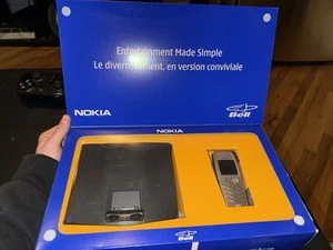 Bell Nokia 6585 édition Noël UNBOXED RARE - Photo 1 sur 4