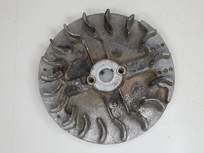 volant magnétique de moteur briggs et stratton 12F802-2627-B1 - Photo 1/2