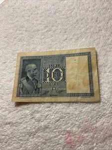 Italy.(-1940-)-10 Lire-BANKNOTE-CIRCULATED-#400 - Picture 1 of 4