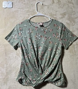 Love to be Loved Shirt Girls 16 Green Floral Short Sleeve Gathered Front Top - Picture 1 of 6