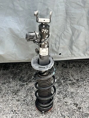 ✅ 2017-2022 INFINITI Q50 Q60 RWD REAR RIGHT SHOCK STRUT ABSORBER 56210 5CFOB SEN - Image 1 of 4