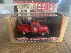 Road Champs Maßstab 1:43 Die-Cast klassische Szenen 1953 Chevrolet 3100 Texaco - Bild 1 von 7