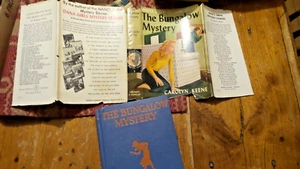 Nancy Drew Mystery Book #3, THE BUNGALOW MYSTERY Blue Cover, DJ - Imagen 1 de 4