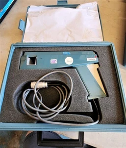 Tektronix A6303 Current Probe 15 MHz, 100 A, 700 Volt Peak DC Item #1 - Picture 1 of 7