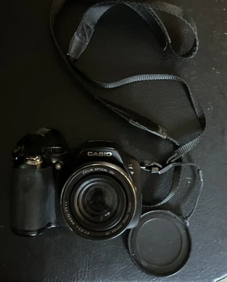 Casio EXILIM EX-FH20 9.1MP Digital Camera - Black For Parts ONLY - Image 1 of 2