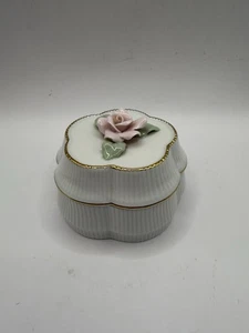 Music Trinket Box “Edelweiss” Heritage House Celebration of Love Porcelain - Picture 1 of 6