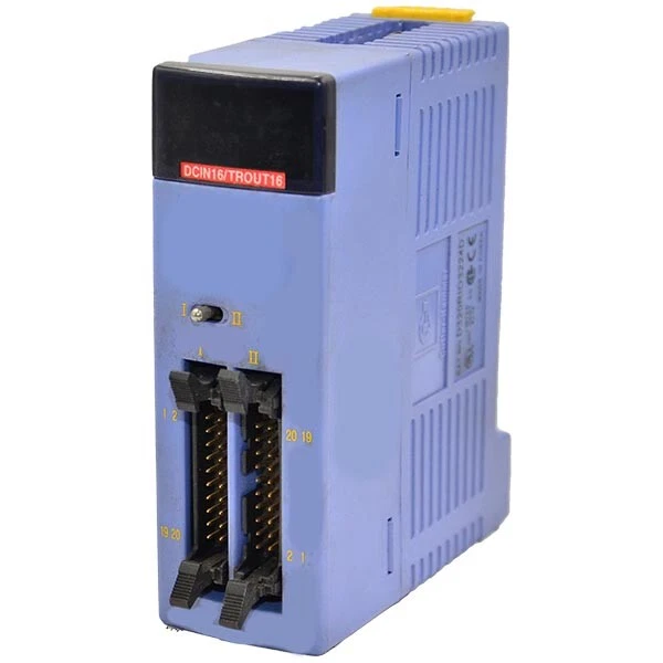 D320RIO3224D Cutler Hammer 24VDC 32PT I/O D320  --SA - Image 1 of 1