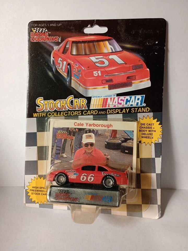 Bujes cromados Pontiac Racing Champions Cale Yarborough Phillips 66 TropArtic 92    Foto 1 de 1