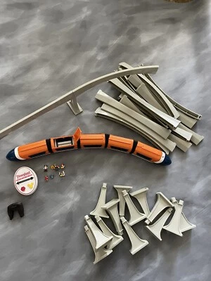 Juego de Monorriel Disney Parques Naranja Foto 1 de 4