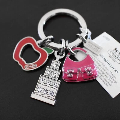 NUEVO COACH Llavero Viaje NYC Apple Empire Monedero Mezcla Dije Llavero LLAVERO NUEVO Foto 1 de 3