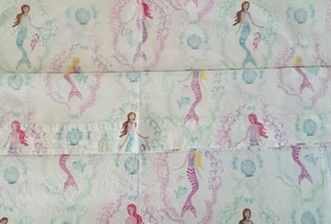 Pottery Barn Kids Bailey Mermaid Print 2 Piece Multicolor Full Flat Fitted Sheet - Picture 1 of 15