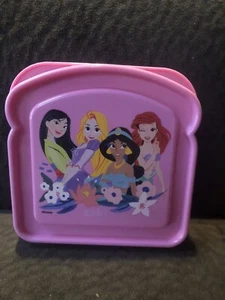 Disney Princess Sandwich Container New - Picture 1 of 5
