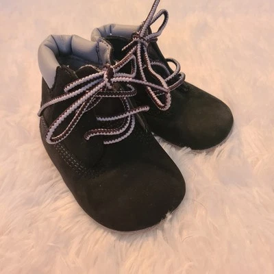 Timberland Botas de Gamuza Negras Suela Suave Infantil Cuna Bebé Niño Zapatos Talla 2 Foto 1 de 4