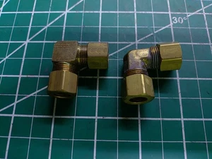 (2) 365-06-06 Brass Compression 90° Elbow 3/8" OD Tube to 3/8" OD Tube - Picture 1 of 1