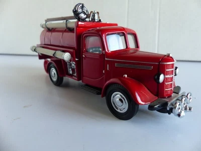 véhicules miniatures Pompiers Matchbox collectible YFE 04 - Photo 1/4