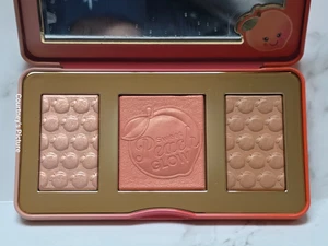 Too Faced SWEET PEACH GLOW Highlighting Palette - Picture 1 of 7