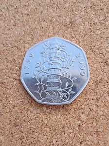 Kew Gardens 50p , Genuine , 2009 circulated coin - Picture 1 of 13