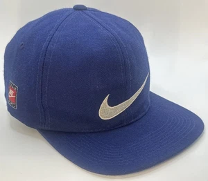 Vintage 1990's Nike Team Sports Unique Swoosh Snapback Blue Collectible - Bild 1 von 11