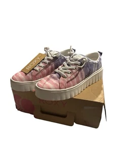 ROXY SHEILAHH CANVAS PLATFORM SNEAKERS Women's Size 8 PINK / PURPLE TIE DYE /DEW - Picture 1 of 9