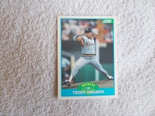Score MLB 1989 "TEDDY HIGUERA" #132 Milwaukee Brewers Trading Card n32