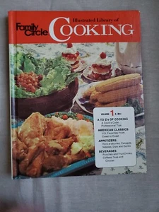 Vintage Family Circle Illustrated Library Of Cooking - Vol 1 (1972, Hardcover) - Picture 1 of 11